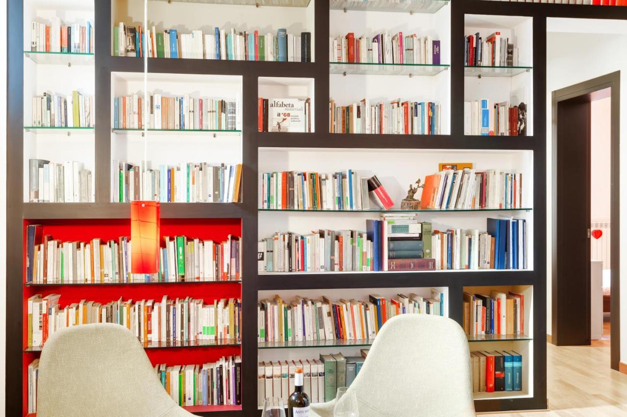 Апартаменты *Movies & Books* Stylish House With Jacuzzi Бари Экстерьер фото